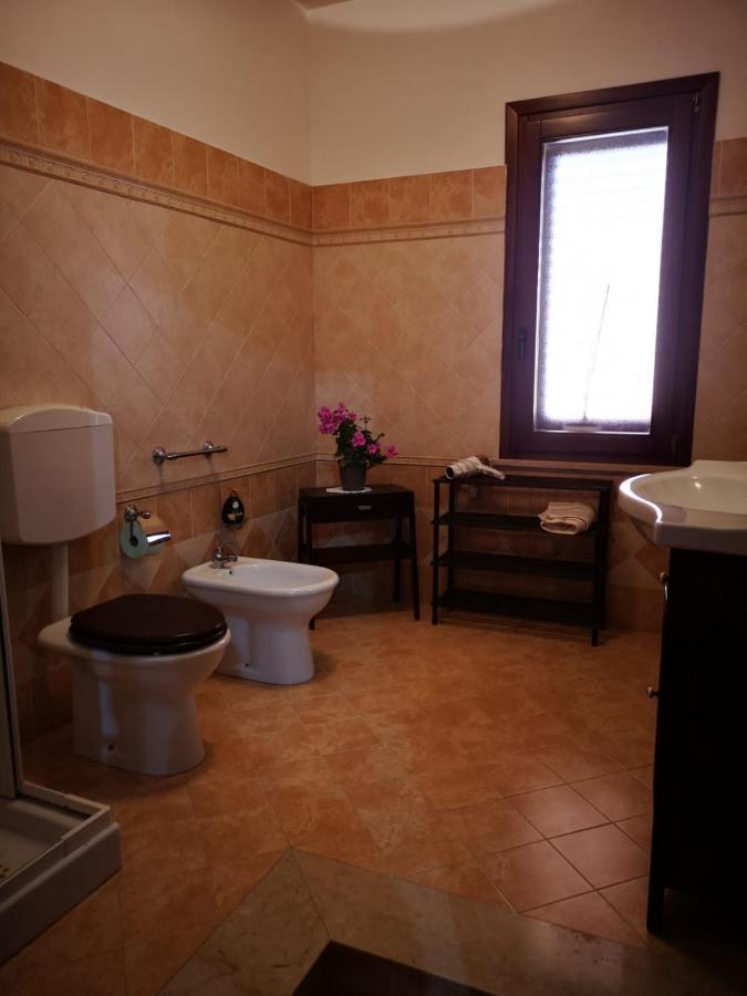 Orangebalestrate Apartment Luaran gambar