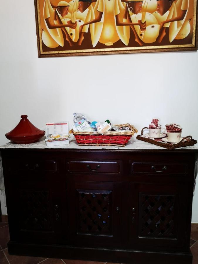 Orangebalestrate Apartment Luaran gambar