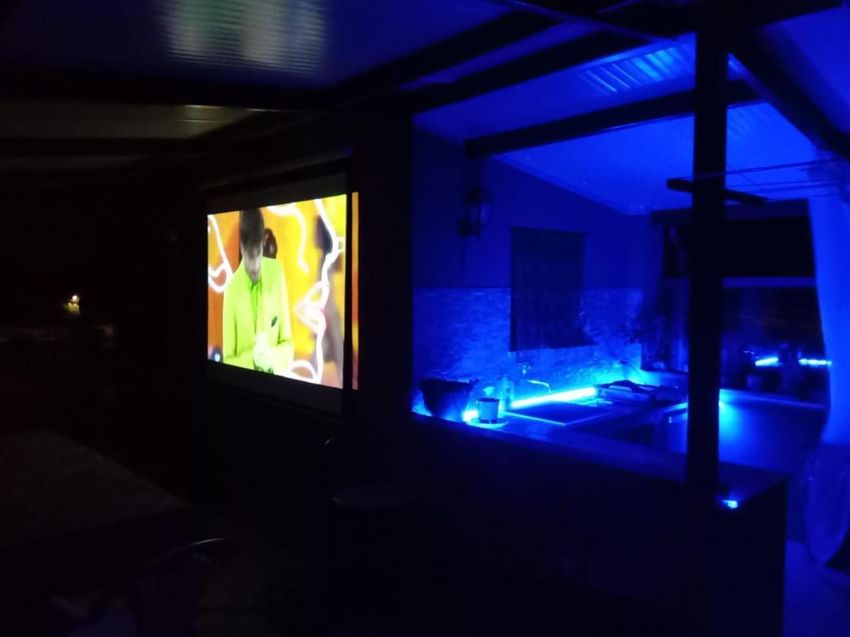 Orangebalestrate Apartment Luaran gambar